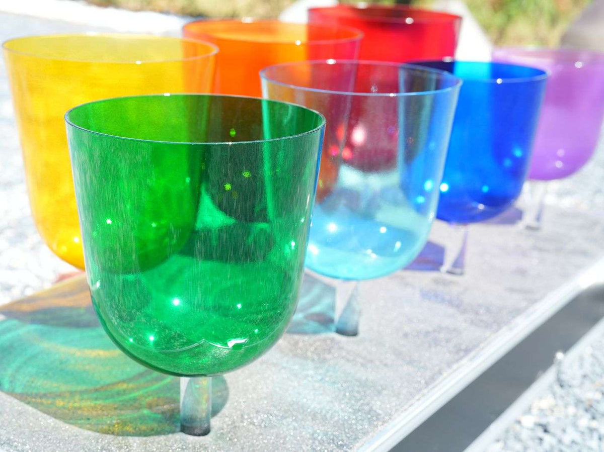 Perfect Sound Handheld Dyed Crystal Singing Bowl
