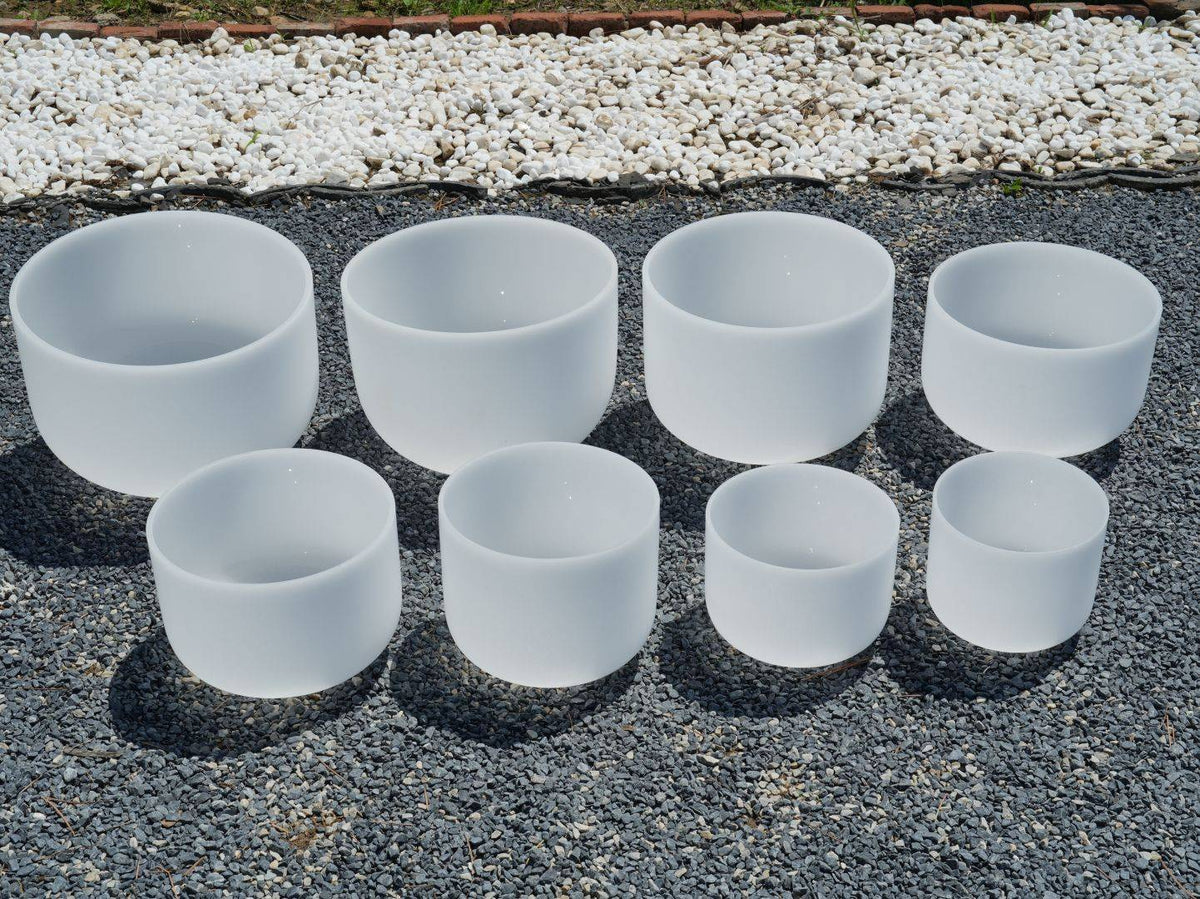 7 - 14 Inch White Polished Crystal Singing Bowl 8-Piece Set