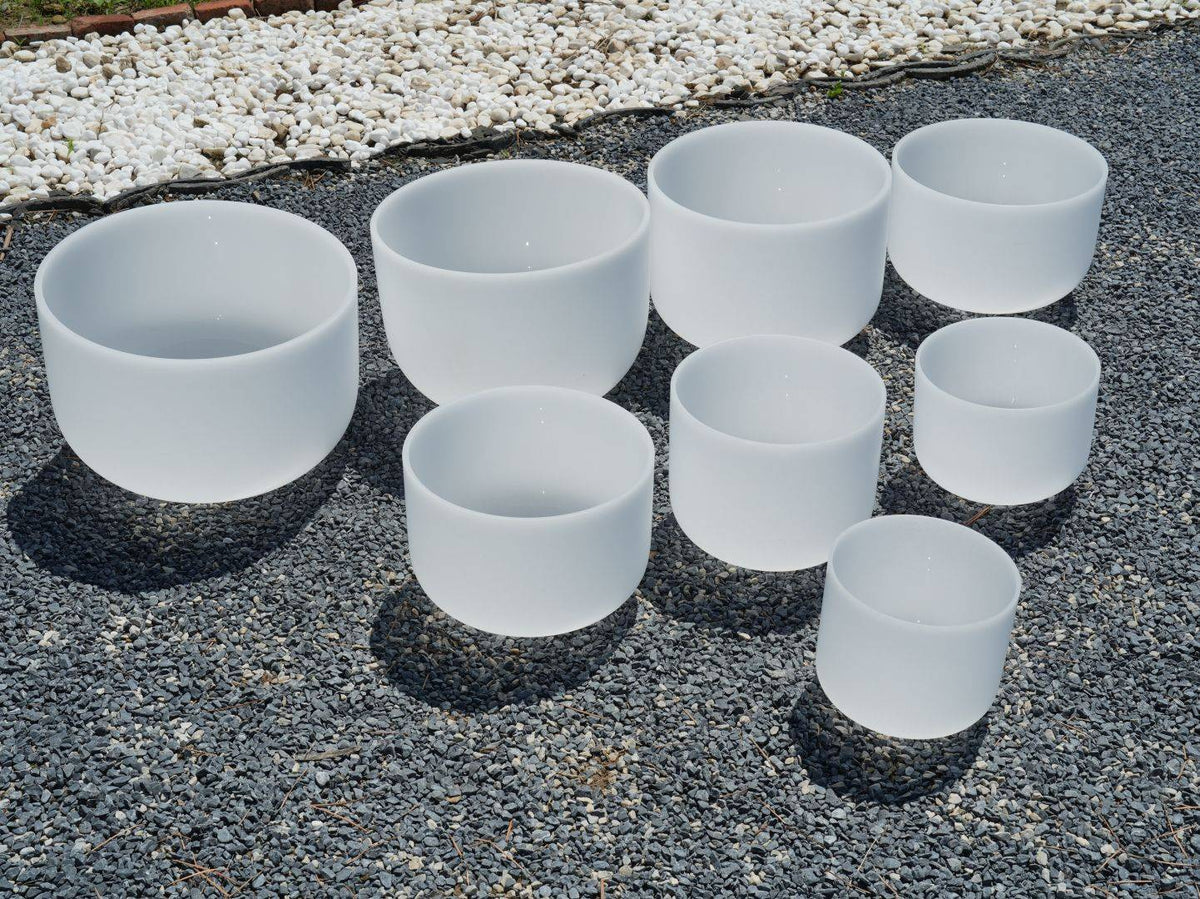 7 - 14 Inch White Polished Crystal Singing Bowl 8-Piece Set