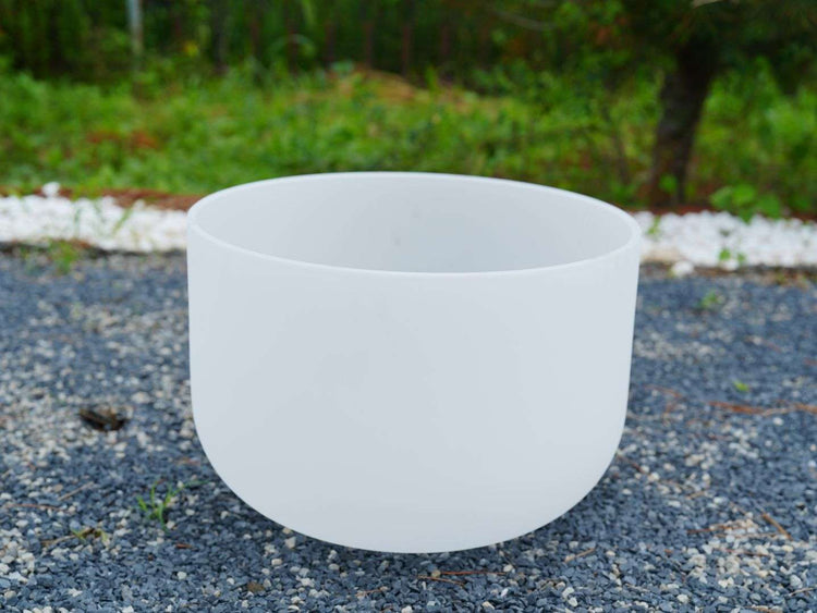 20-inch White Crystal Singing Bowl